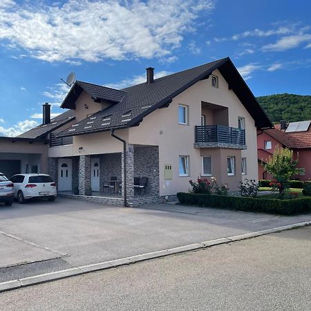 Apartman Nativis Otočac Exterior foto